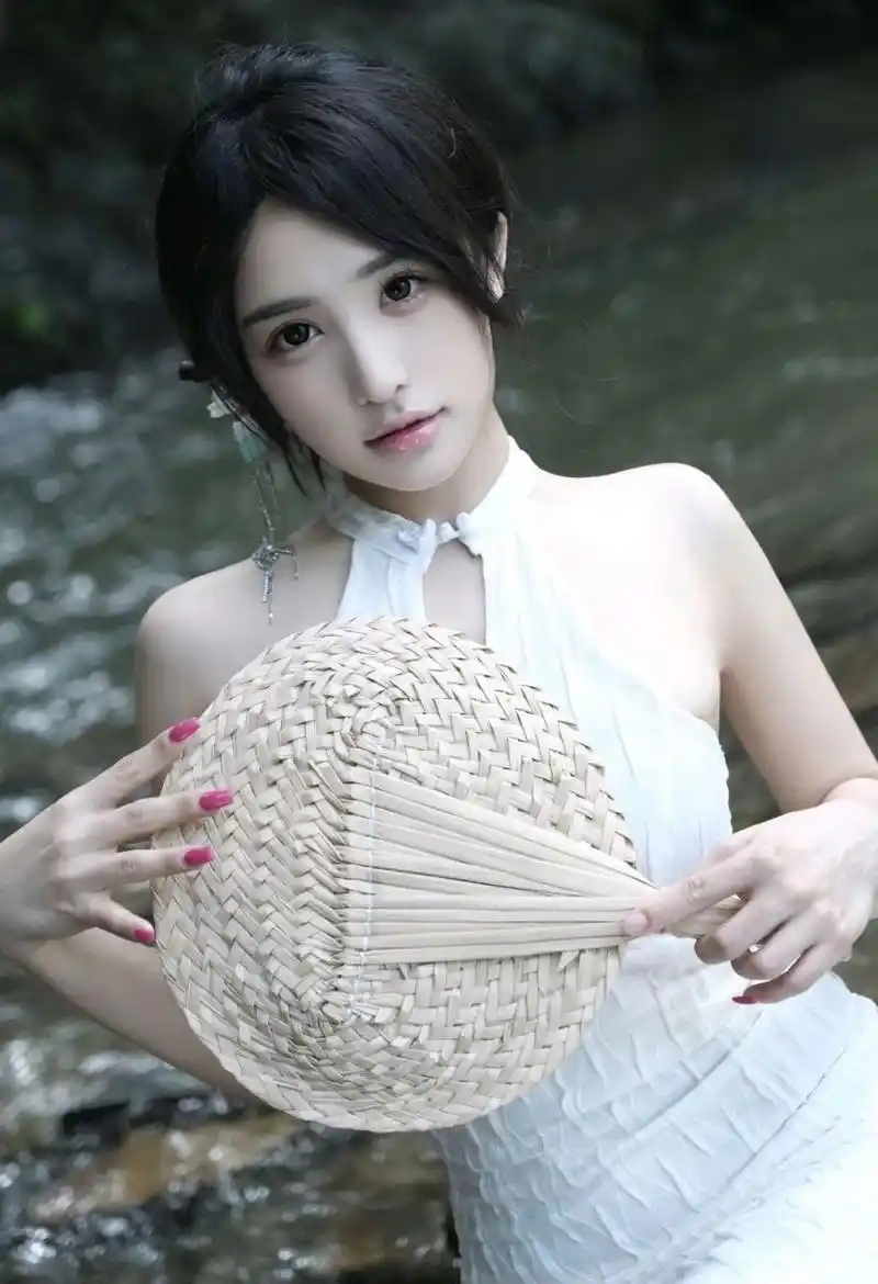 沙海回响科幻冒险片剧照